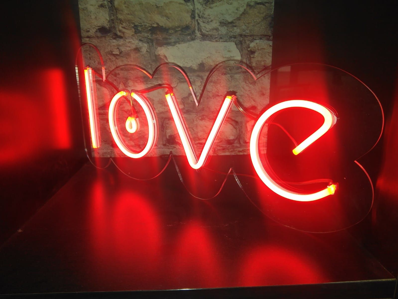 rotulacion luminosos love